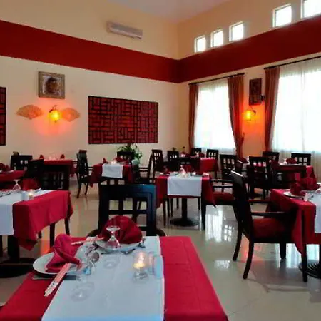 Tropicana Azure Club Hotel